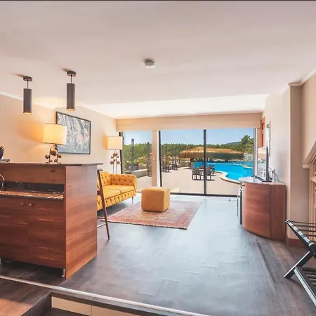 Orka Cove Penthouse & Adults Only Hotell