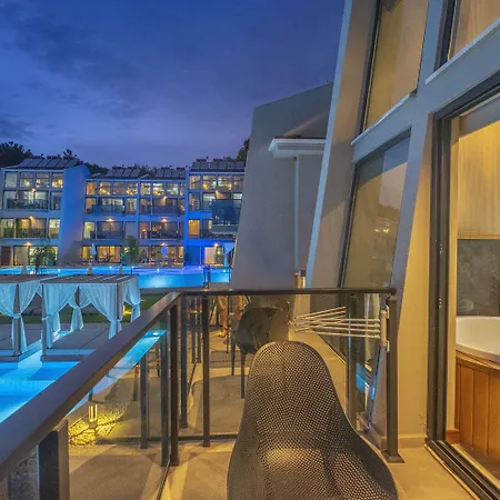 Orka Cove Penthouse & Adults Only 4* フェティエ