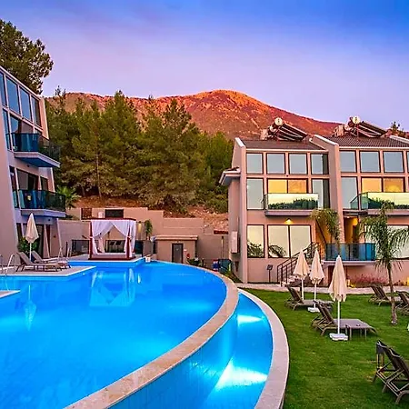 Orka Cove Penthouse & Adults Only Otel 4*