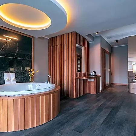 Orka Cove Penthouse & Adults Only