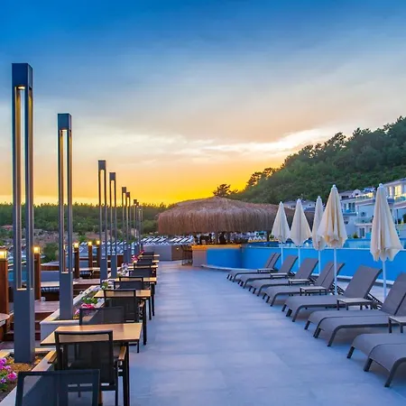 Orka Cove Penthouse & Adults Only Szálloda